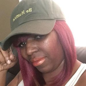 Meet your Posher, Angie